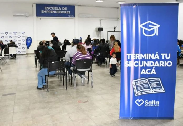 Notable interés por las inscripciones para terminar el secundario