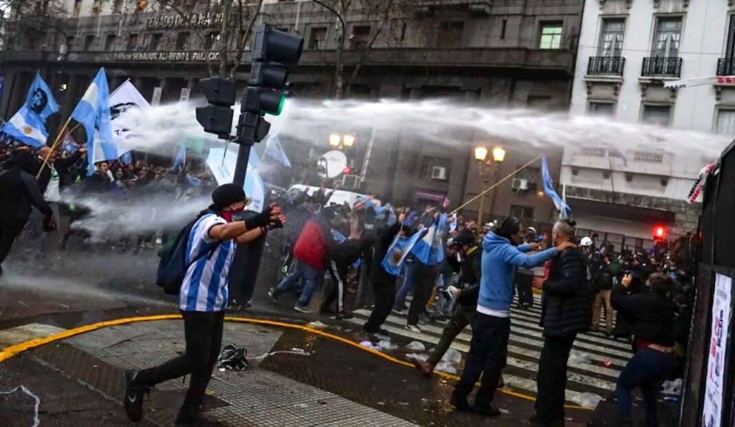 Banderas protesta