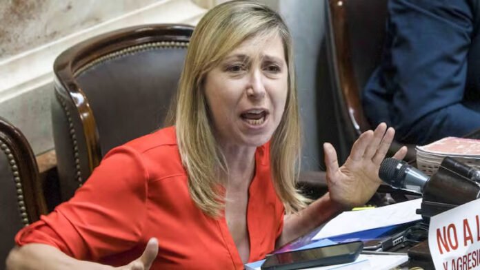 La izquierda de todo el país marcha con bronca contra Javier Milei