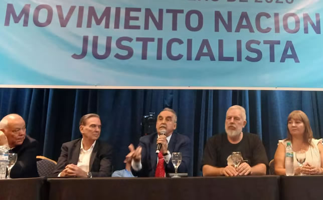 Peronistas evaluan perdonarse frente a la miseria y destrucción de Milei
