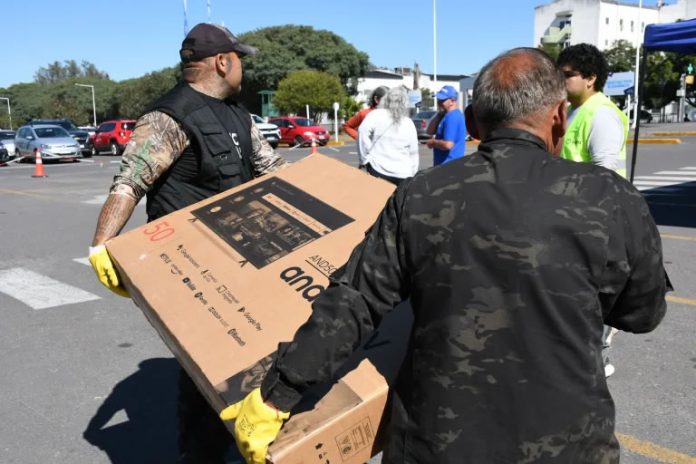 Reciben residuos para reciclar en el Parque del Bicentenario