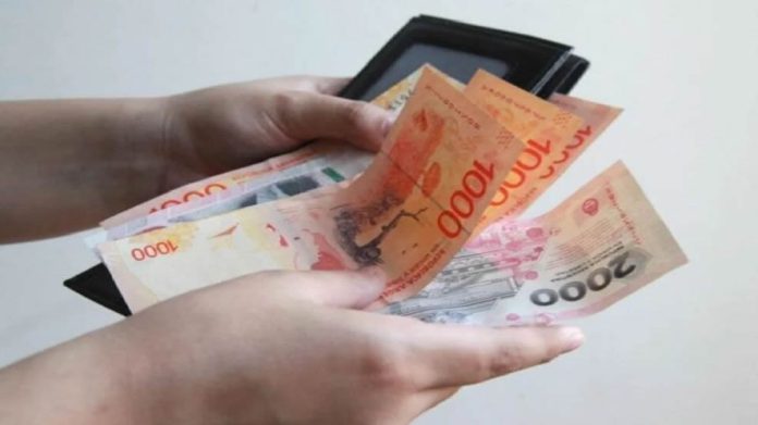 El salario Mínimo Vital y Movil vale hoy 5 veces menos desde que fue creado