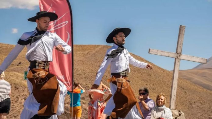 Fe, cultura y naturaleza en el feriado largo en Salta